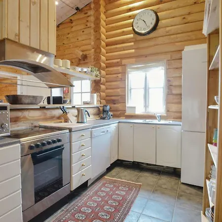 Three-bedroom Holiday In