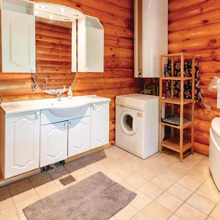 Three-bedroom Holiday In Vig