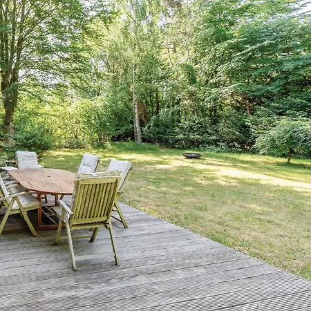 Сasa de vacaciones Three-bedroom Holiday In